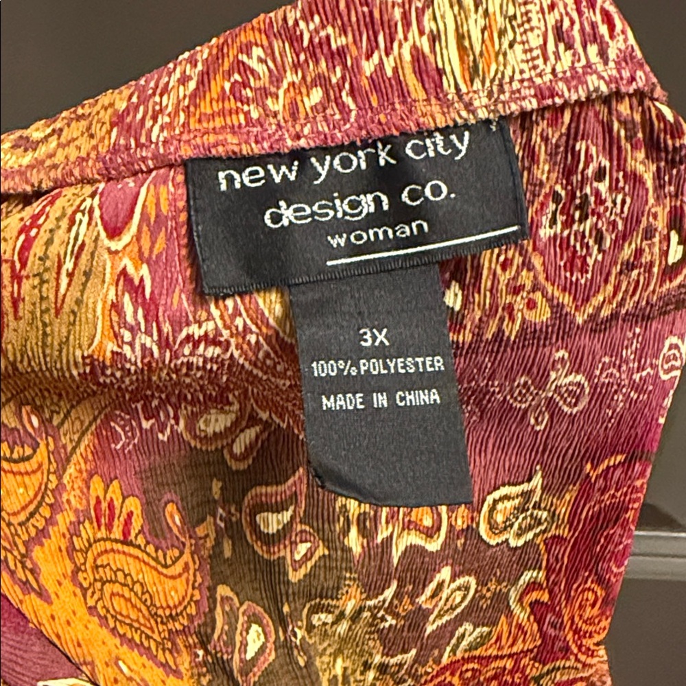 Elegant Paisley Maxi Skirt in Red and Orange - Picture 3 of 3